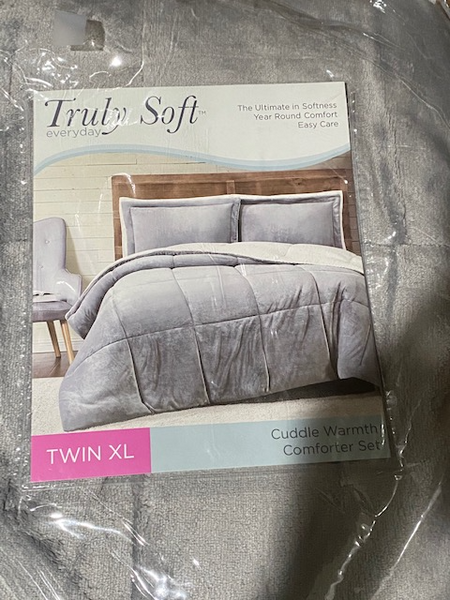 Truly Soft Cuddle Warmth Comforter Set Twin XL GRAY