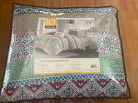 Intelligent Design Joni 4-Piece Twin/Twin XL Comforter Set in Purple